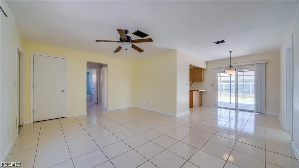 19 NE 20th Place Cape Coral FL 33909