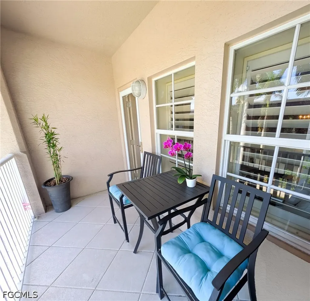 2080 W 1st Street Fort Myers FL 33901
