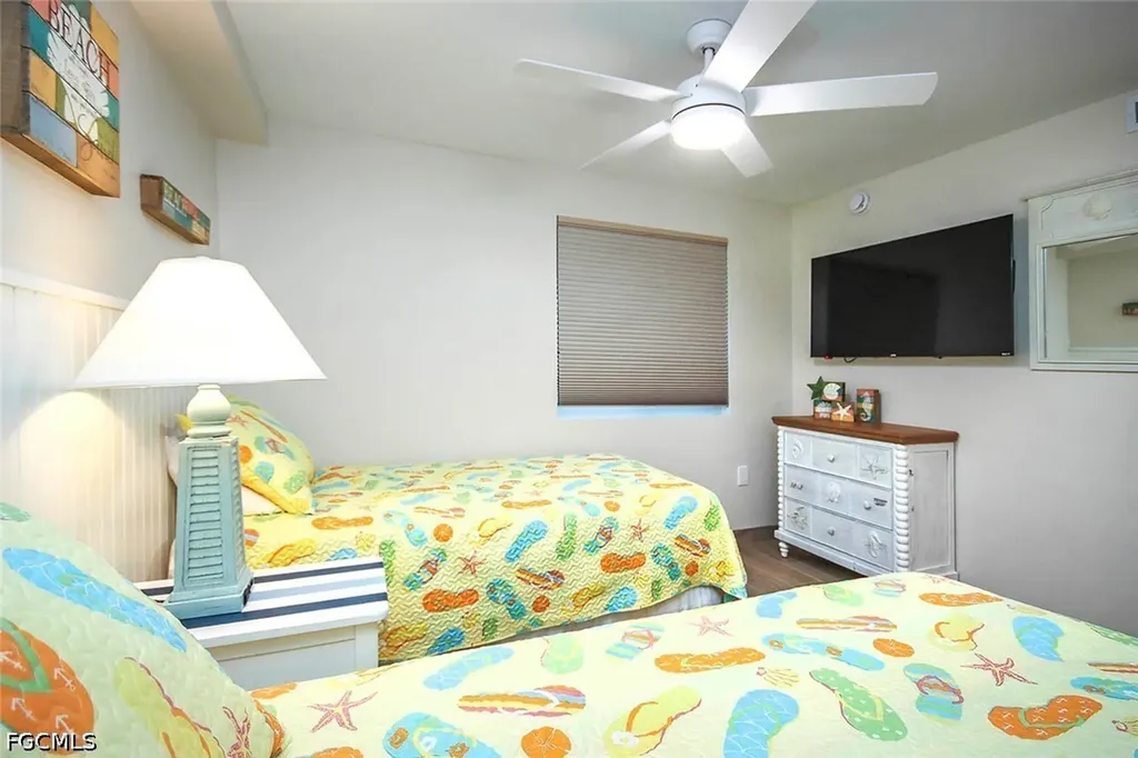 1246 Fulgur Street Sanibel FL 33957