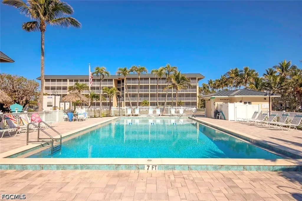 1246 Fulgur Street Sanibel FL 33957