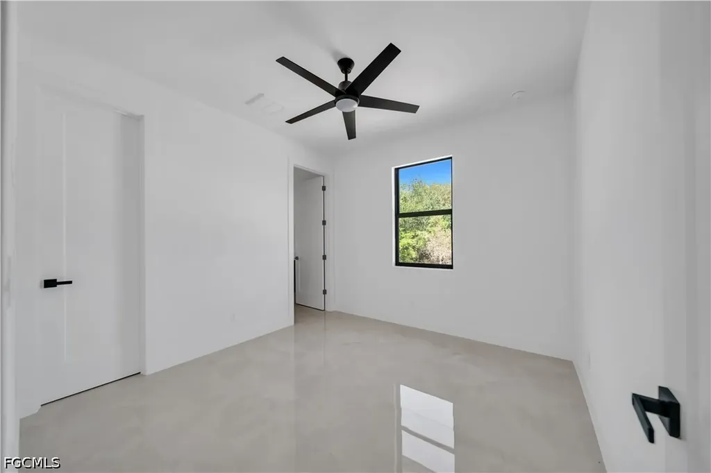 2707 29th Street SW Lehigh Acres FL 33976