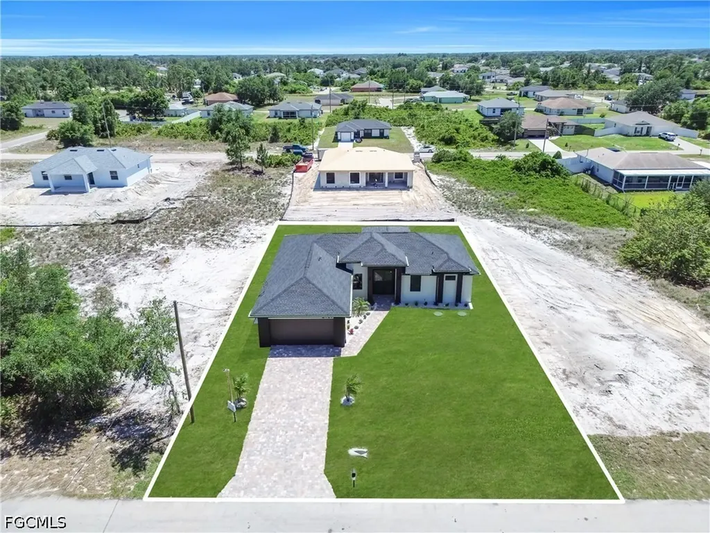 2707 29th Street SW Lehigh Acres FL 33976