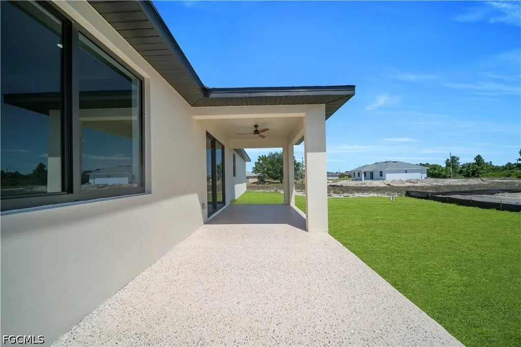 2707 29th Street SW Lehigh Acres FL 33976