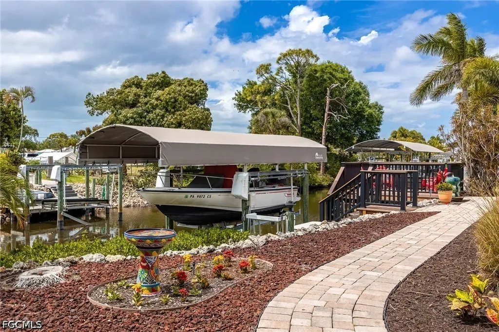 11361 Argentine Court Bokeelia FL 33922