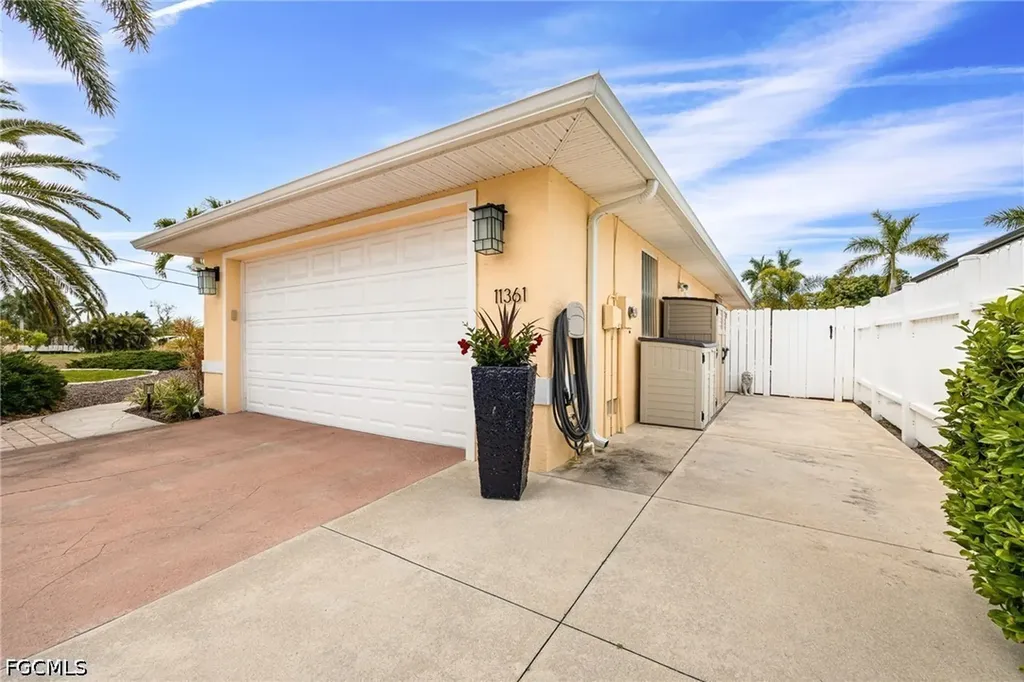 11361 Argentine Court Bokeelia FL 33922