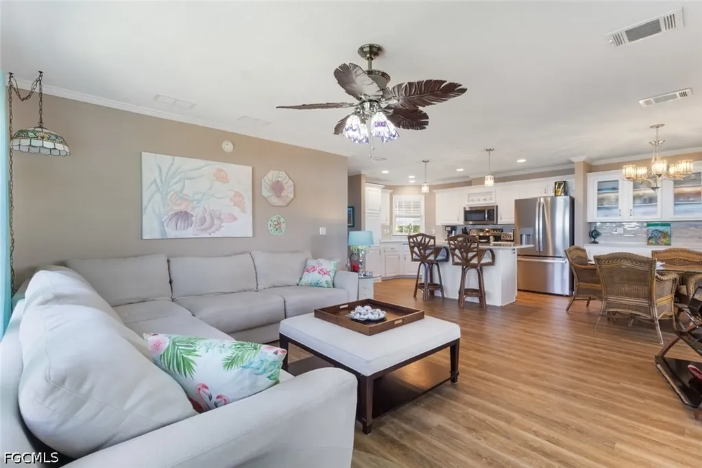 209 Sun Circle Fort Myers FL 33905