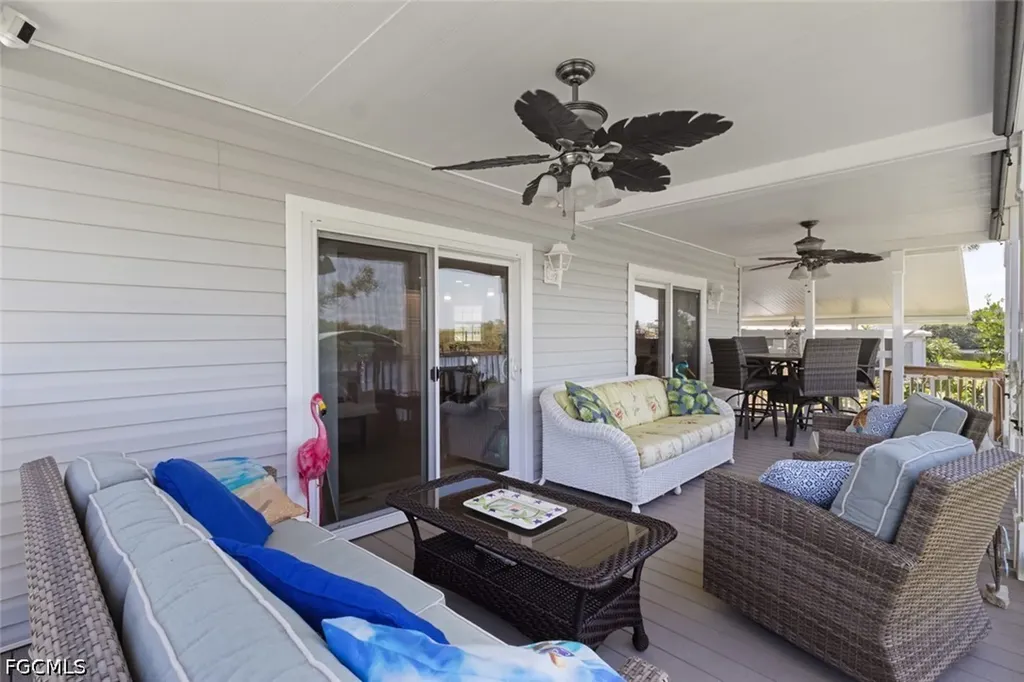 209 Sun Circle Fort Myers FL 33905
