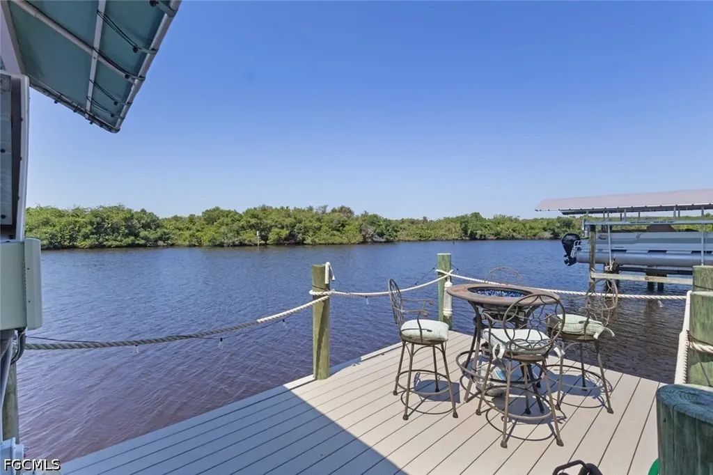 209 Sun Circle Fort Myers FL 33905