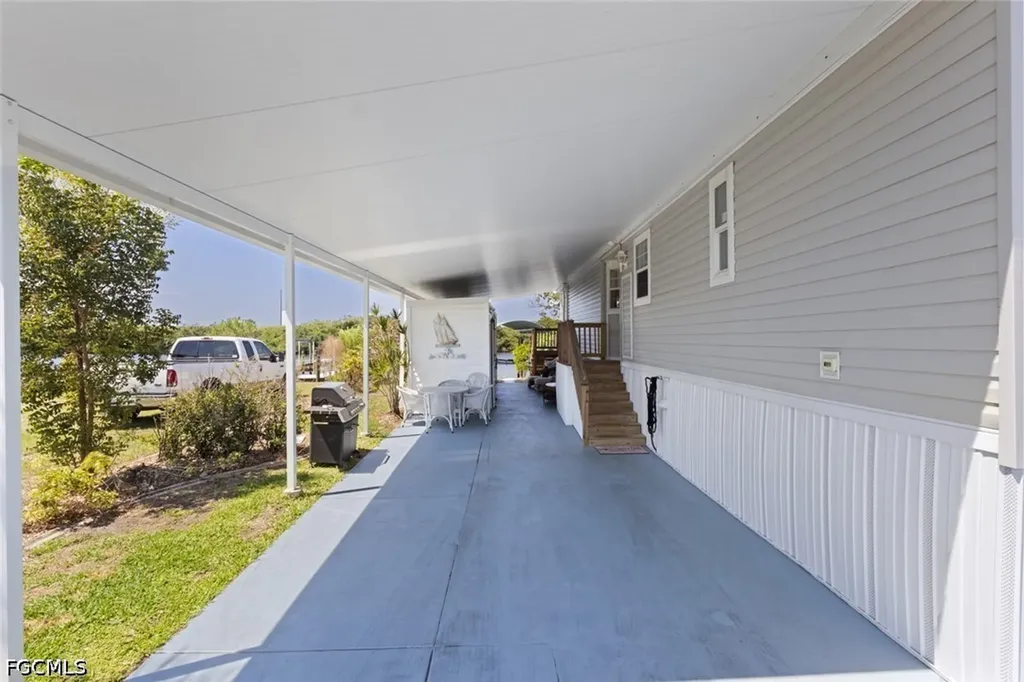 209 Sun Circle Fort Myers FL 33905