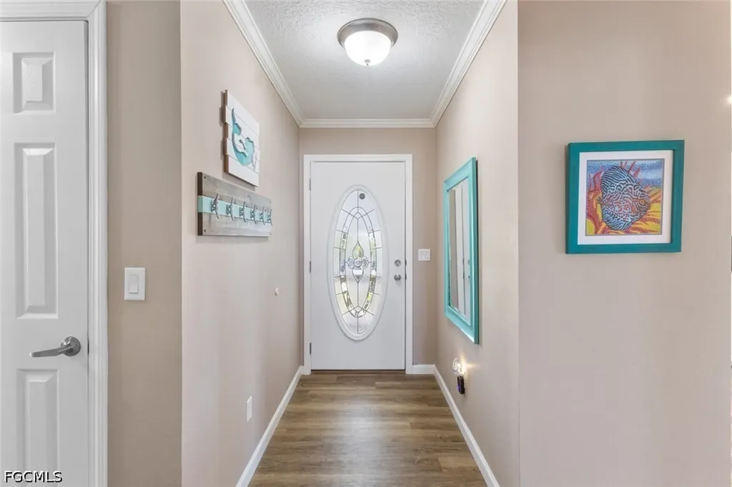 209 Sun Circle Fort Myers FL 33905