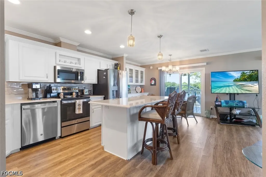 209 Sun Circle Fort Myers FL 33905