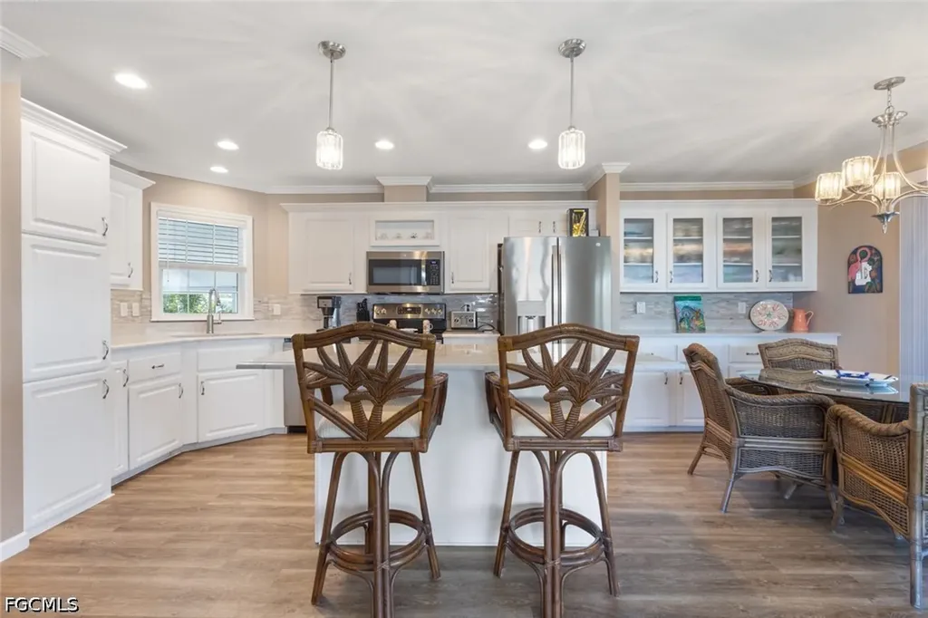 209 Sun Circle Fort Myers FL 33905