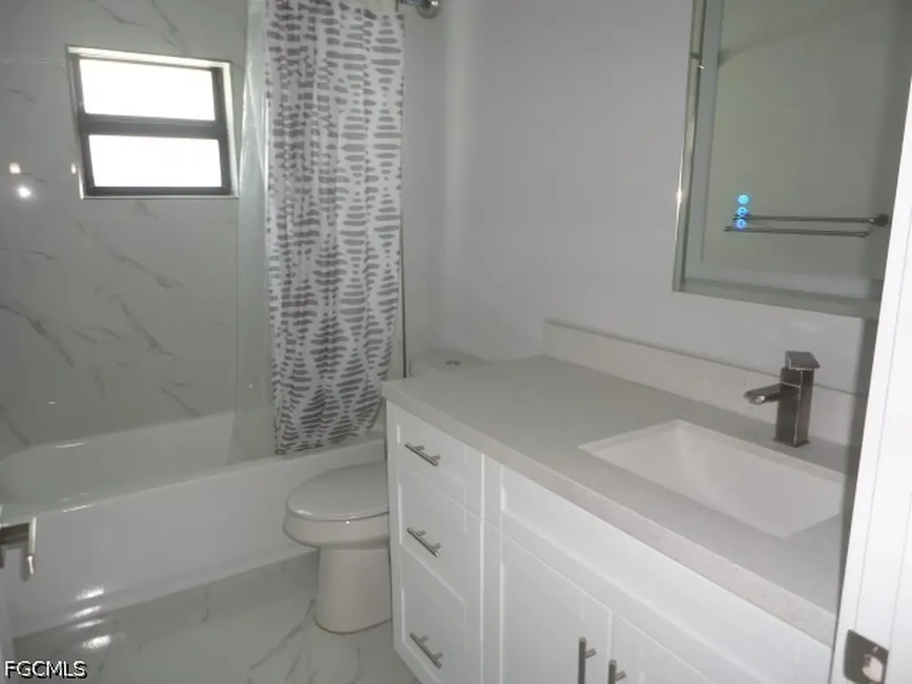 3805 6th Street W Lehigh Acres FL 33971