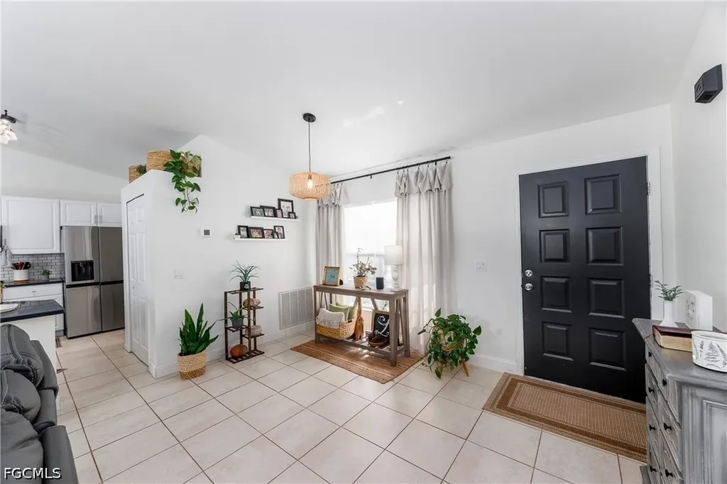 2118 Moore Avenue Alva FL 33920