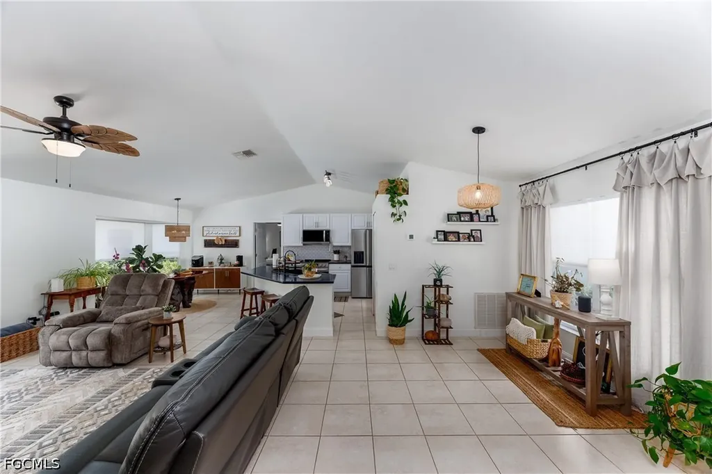 2118 Moore Avenue Alva FL 33920