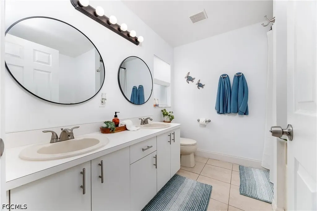 2118 Moore Avenue Alva FL 33920