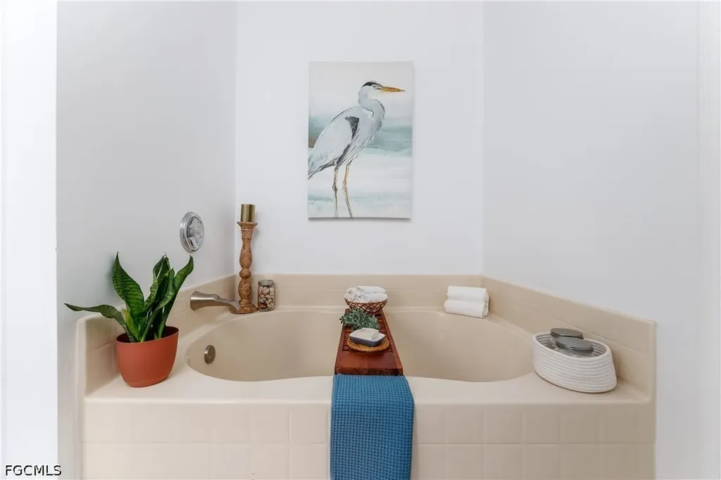 2118 Moore Avenue Alva FL 33920