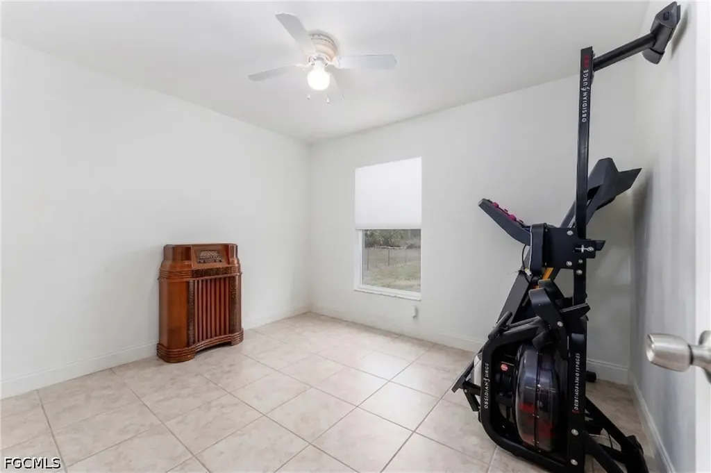 2118 Moore Avenue Alva FL 33920