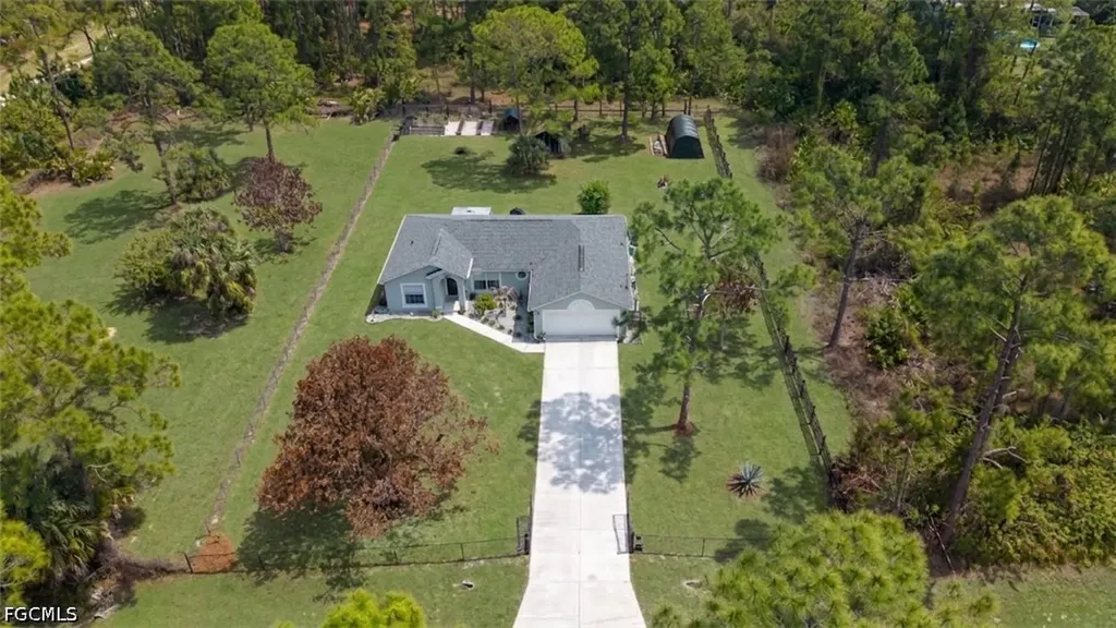 2118 Moore Avenue Alva FL 33920