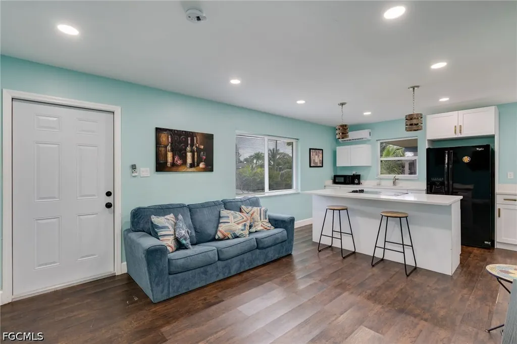 4630 New Haven Drive Fort Myers FL 33908