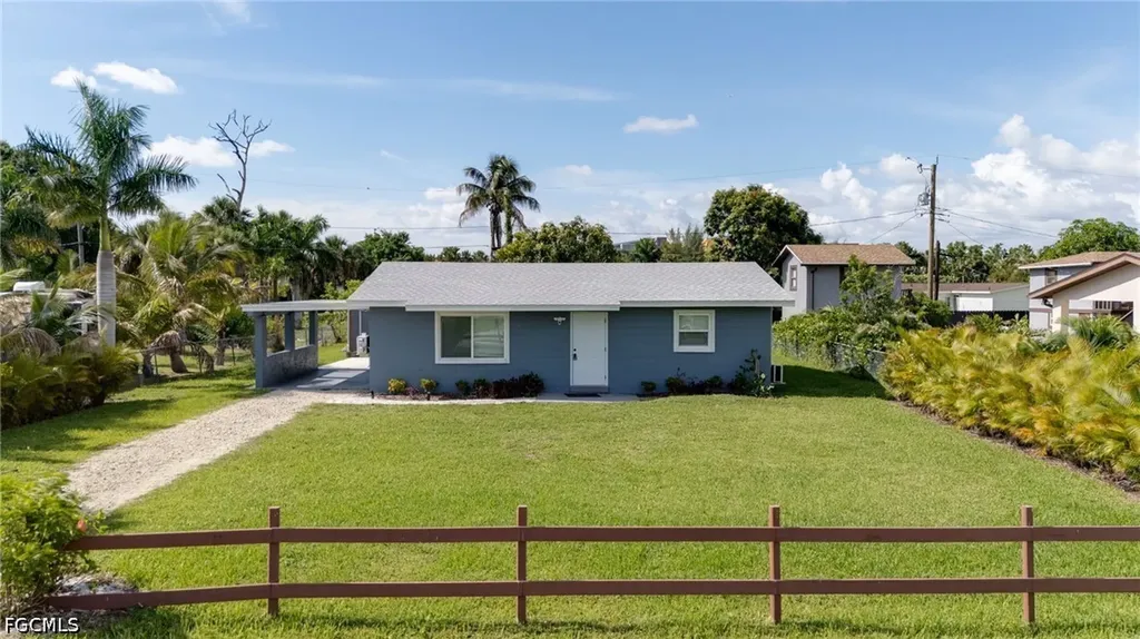 4630 New Haven Drive Fort Myers FL 33908