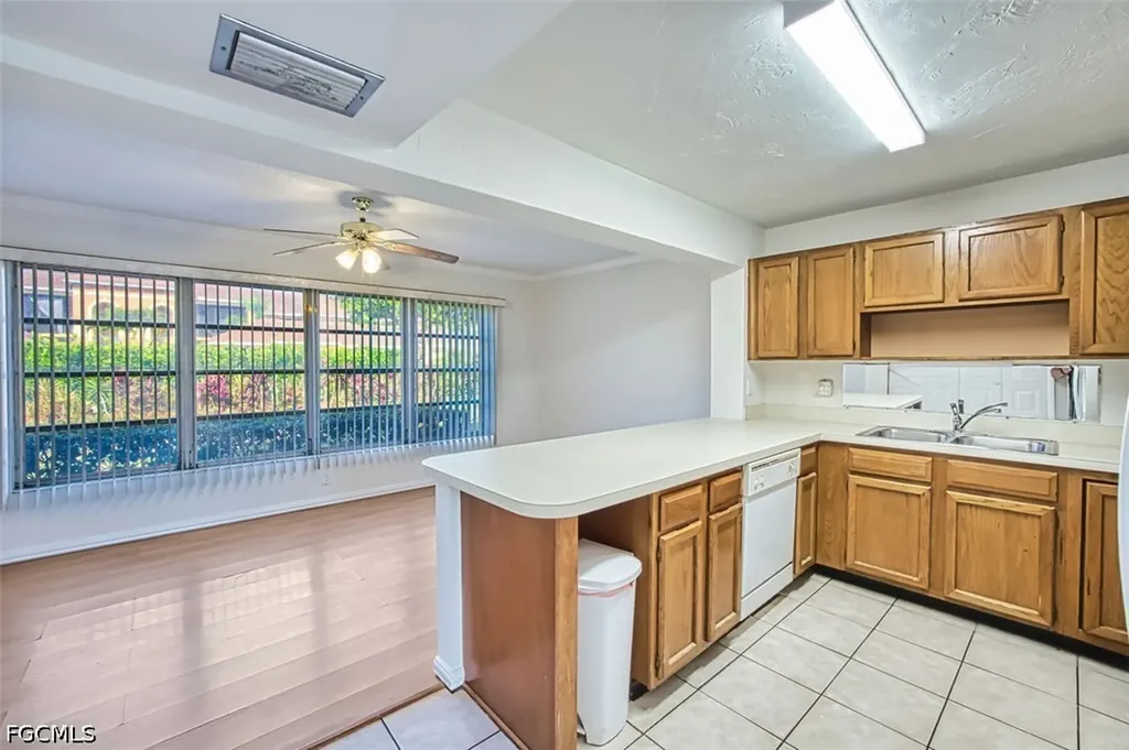 6898 Sandtrap Drive Fort Myers FL 33919