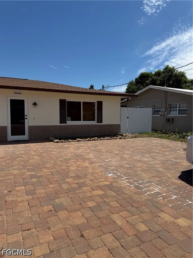 4969 Vincennes Street Cape Coral FL 33904