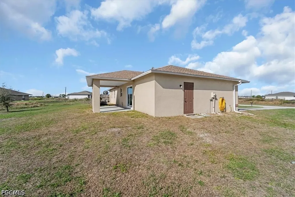 9016 Meadow Circle Labelle FL 33935