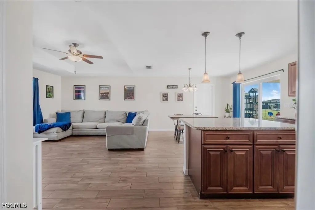 9016 Meadow Circle Labelle FL 33935