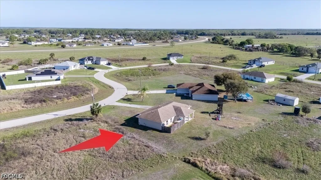 9016 Meadow Circle Labelle FL 33935