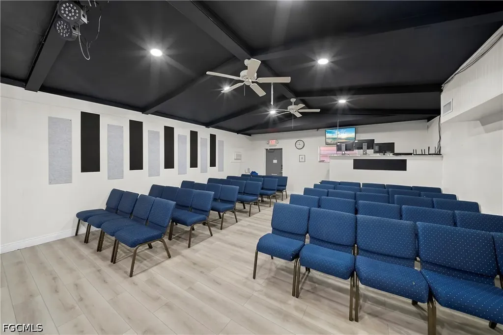 3657 Central Avenue Fort Myers FL 33901