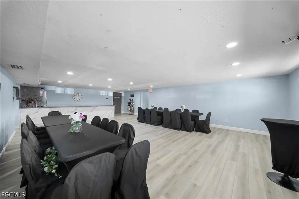 3657 Central Avenue Fort Myers FL 33901