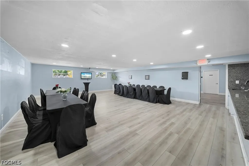3657 Central Avenue Fort Myers FL 33901