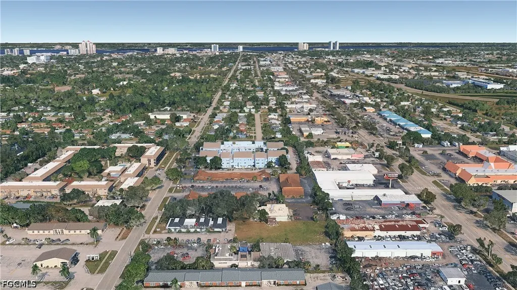 3657 Central Avenue Fort Myers FL 33901