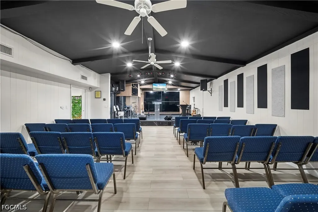 3657 Central Avenue Fort Myers FL 33901