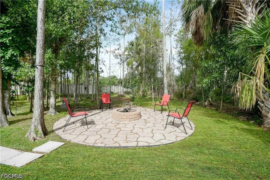 6686 Kestrel Circle Fort Myers FL 33966
