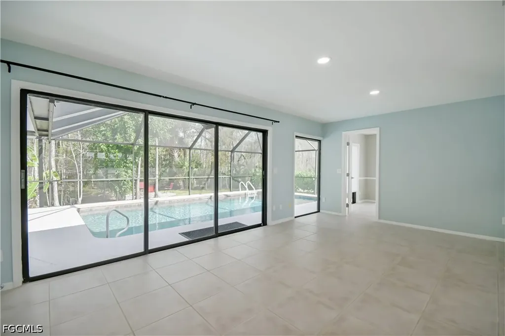 6686 Kestrel Circle Fort Myers FL 33966