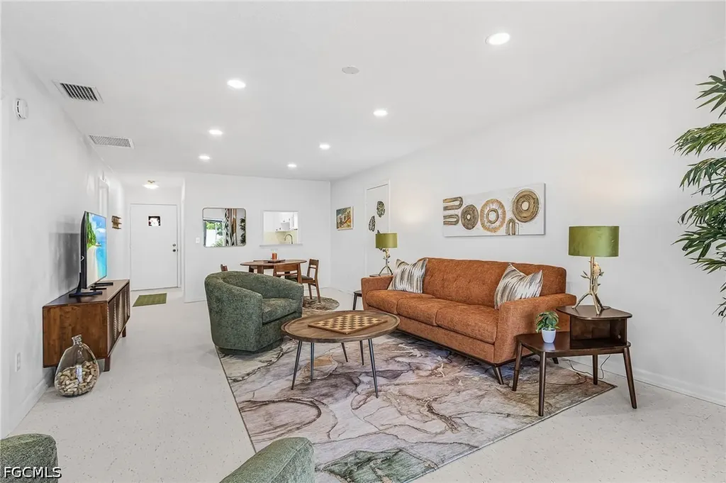 6731 Panther Lane Fort Myers FL 33919