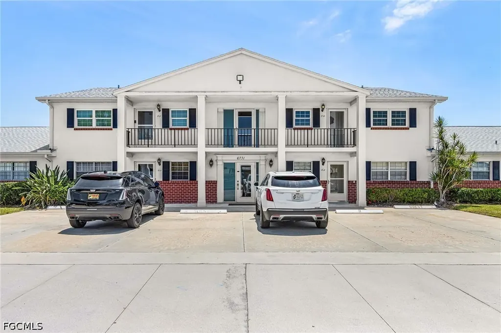 6731 Panther Lane Fort Myers FL 33919