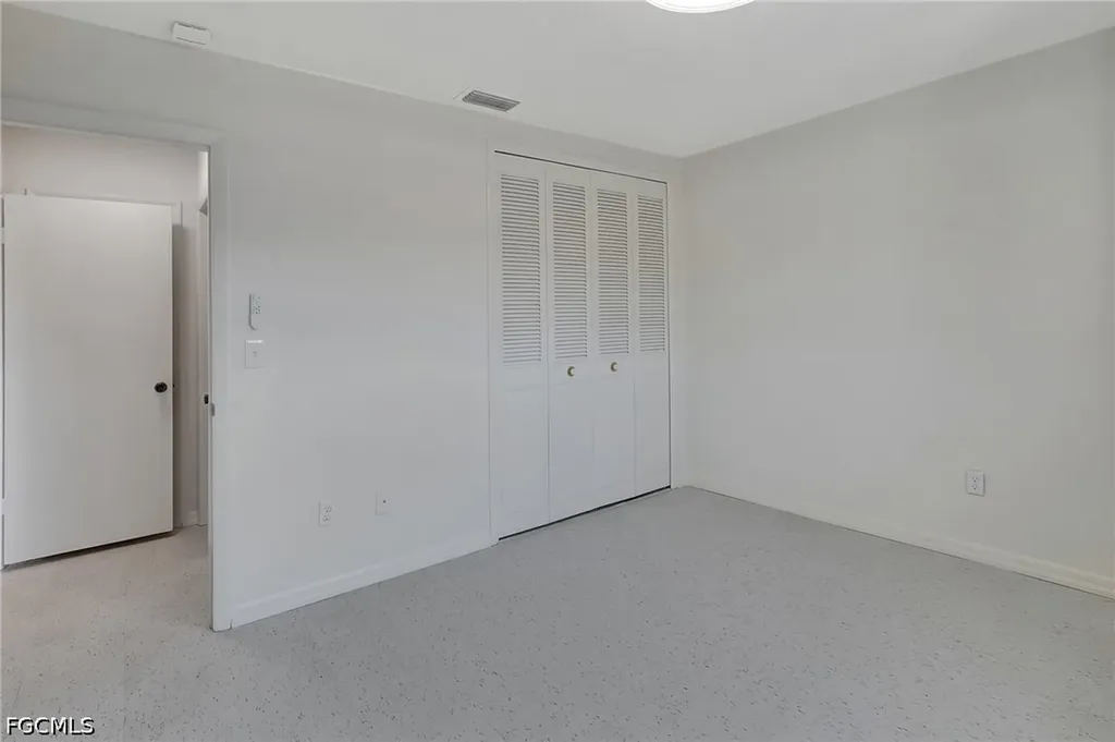 6731 Panther Lane Fort Myers FL 33919