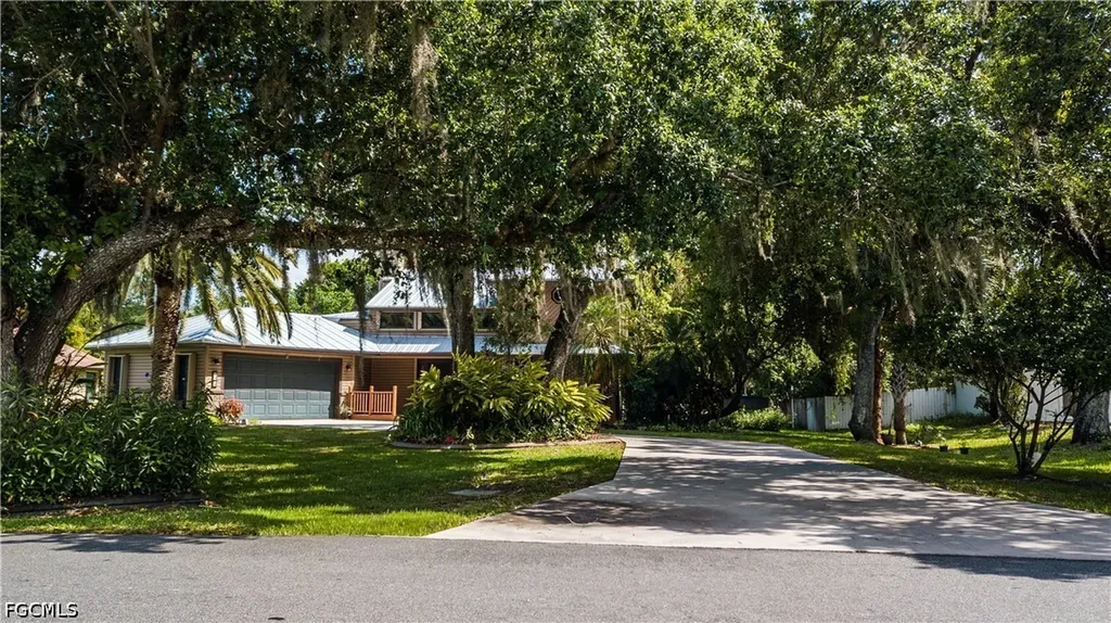 7314 Sean Lane North Fort Myers FL 33917