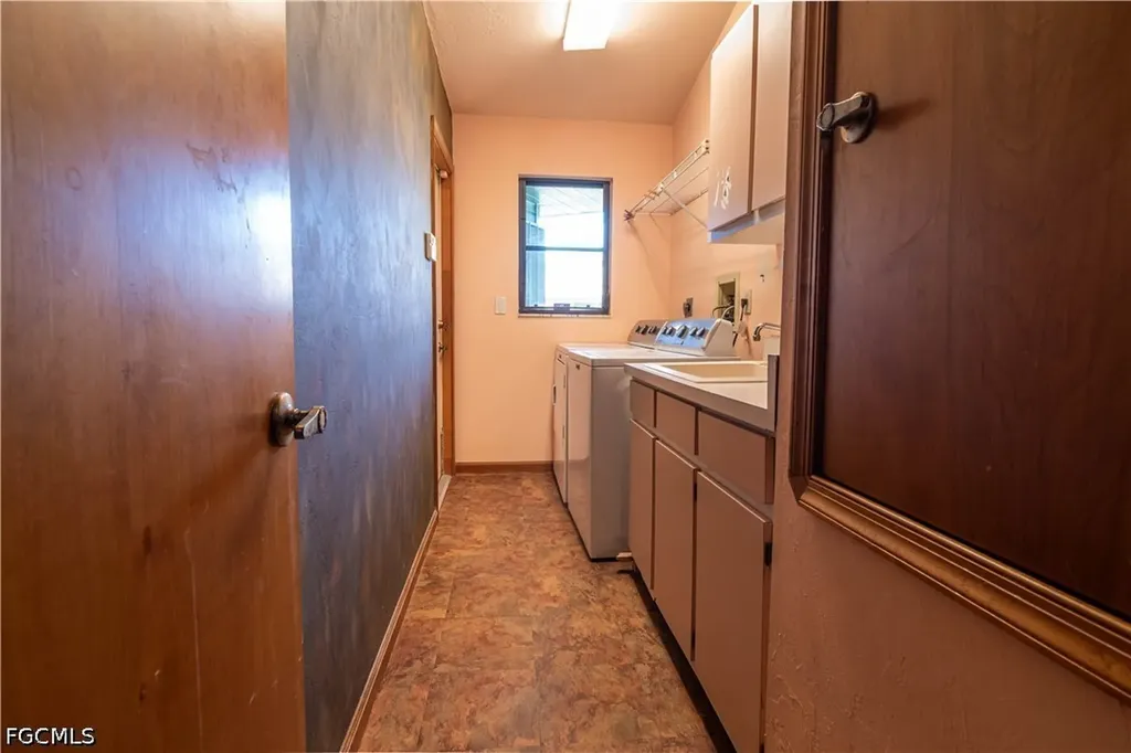 7314 Sean Lane North Fort Myers FL 33917