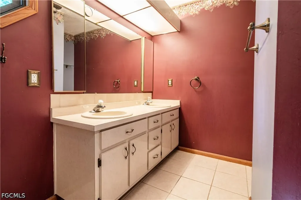 7314 Sean Lane North Fort Myers FL 33917