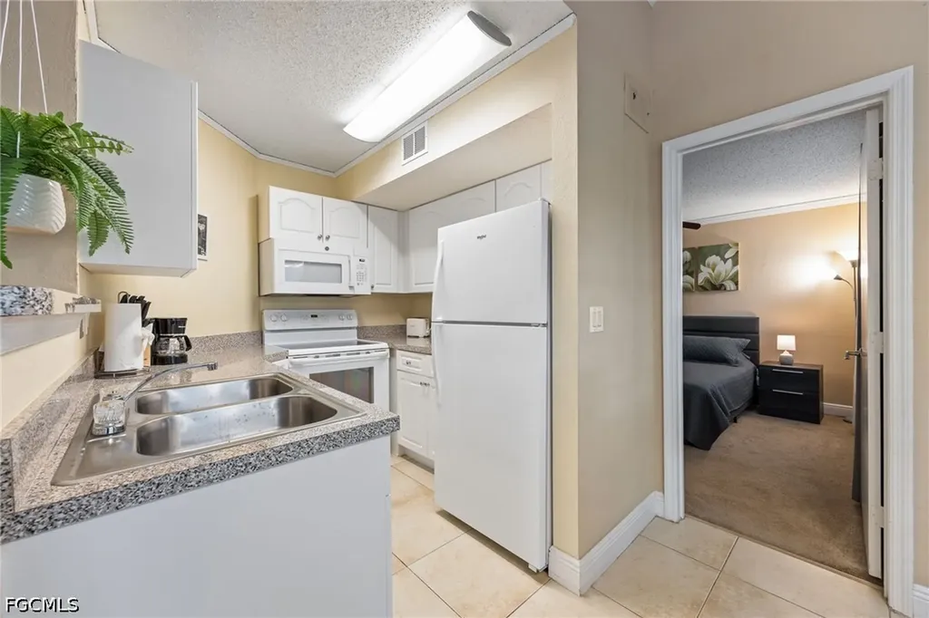 12550 Equestrian Circle Fort Myers FL 33907