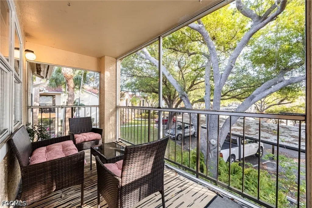 12550 Equestrian Circle Fort Myers FL 33907