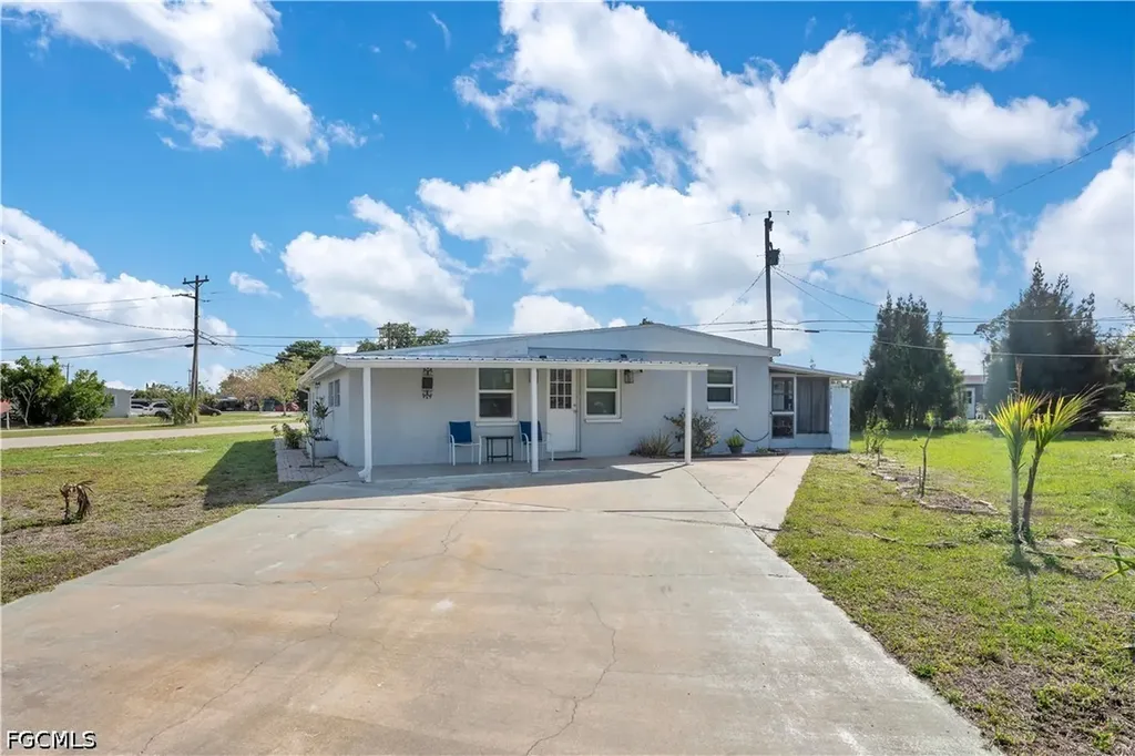 1102 Kanza Court Lehigh Acres FL 33936
