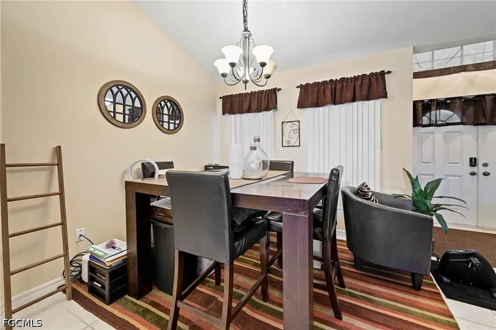 309 SE 18th Street Cape Coral FL 33990