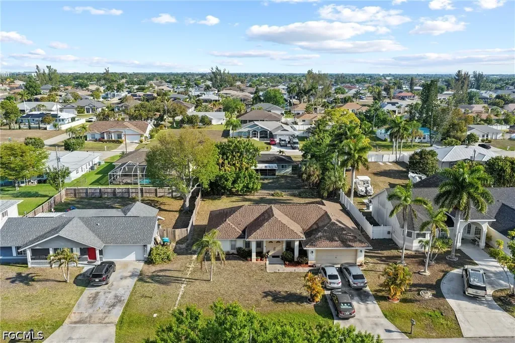 309 SE 18th Street Cape Coral FL 33990