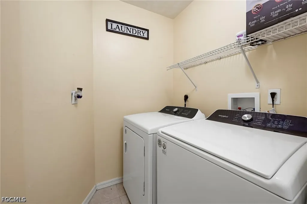 309 SE 18th Street Cape Coral FL 33990