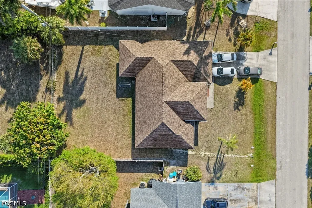 309 SE 18th Street Cape Coral FL 33990